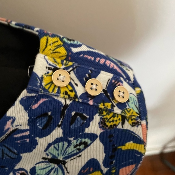 Avon Signature Collection Butterfly Print Long Sleeve Top Size XL (16) - Picture 3 of 9